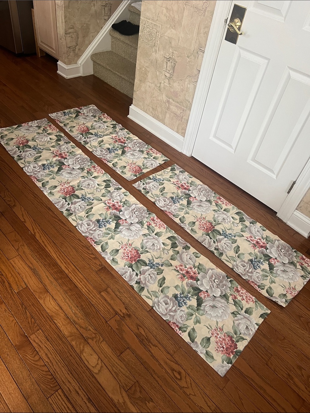 Crown Craft Williamsburg Floral Garden Gable Curtain Valances 86”x15” (3)